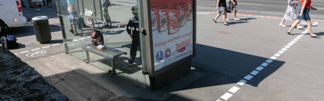Городские остановки общественного транспорта в Таллине станут свободными от курения зонами