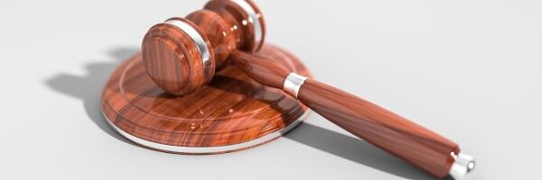 Суд признал обоснованным увольнение пограничника за комментарий «русские не сдаются»