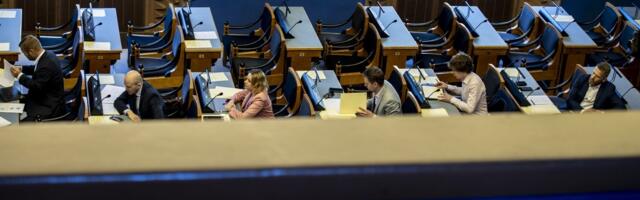 ВИДЕО | Противостояние в Рийгикогу: оппозиция идет в Государственный суд