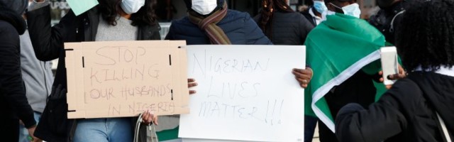 ФОТО и ВИДЕО | На площади Вабадузе нигерийцы провели акцию протеста