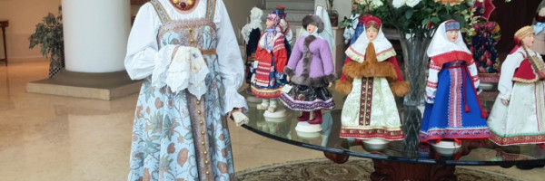 Соотечественницам в Гватемале рассказали о русском женском костюме