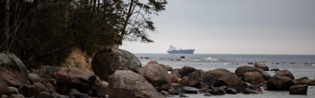 Перекачка опасных нефтепродуктов перемещается в Таллиннский залив