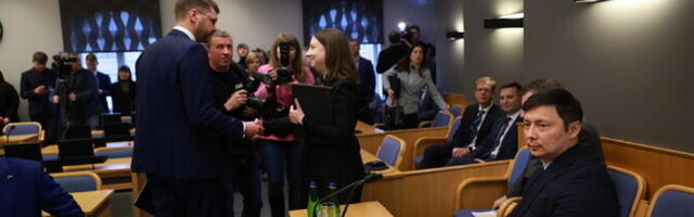 ФОТО: Таллиннское горсобрание обсуждает вотум недоверия мэру Михаилу Кылварту