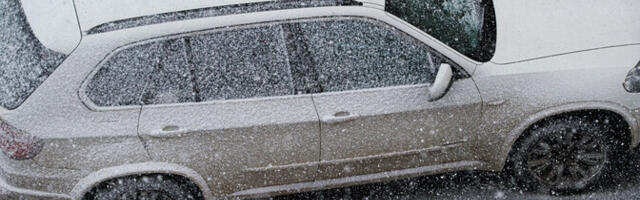 Транспортные власти советуют водителям заранее менять летнюю резину на зимнюю