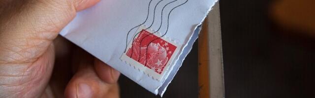 Национальная почтовая служба Дании отказывается от доставки бумажных писем – их почти не пишут