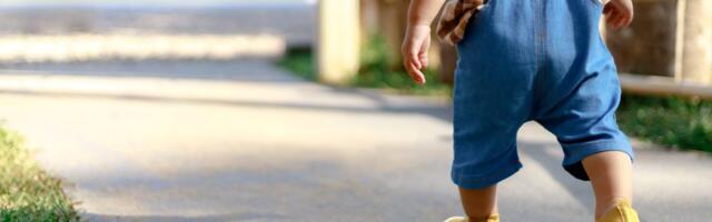 Двухлетний мальчик ушел из детского сада: его возле оживленной дороги обнаружил прохожий