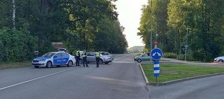 Власти начали перенос танка: движение между Нарвой и Нарва-Йыэсуу ограничено