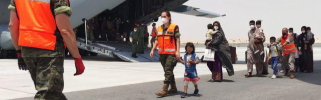 Литовская армия начала эвакуацию афганцев из Кабула