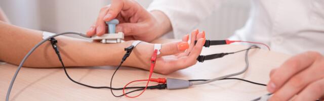 Максимальное время ожидания 12 медицинских услуг измеряется годами