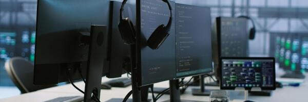 По подозрению в крупном мошенничестве задержан 21 человек, включая чиновников