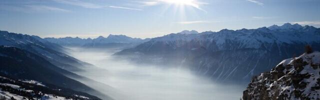 Взрыв на горнолыжном курорте в Швейцарии: 40 человек погибли, более 100 пострадали