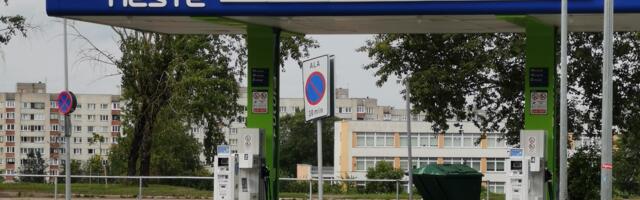 Крупные сети заправок в среду вновь подняли цены