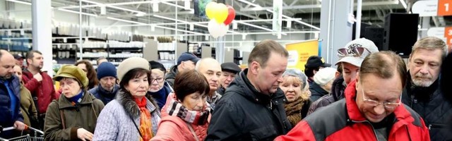 Ненужные покупки: что латвийцы покупают для снятия стресса