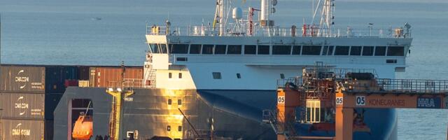 Следствие: у судна, врезавшегося в причал в порту Мууга, очевидно, возникла техническая неполадка