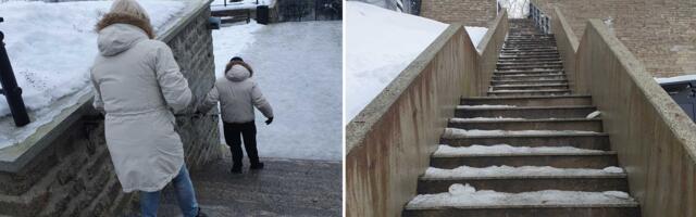 В Нарве историческая лестница Гана обледенела и стала опасной. Оператор по уборке: лестницу нельзя долбить и обрабатывать химикатами