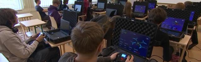 В гимназии Арте школьники учились управлять дронами