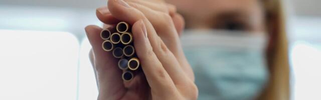 Производитель питьевых трубочек из тростника приостанавливает бизнес и сокращает сотрудников