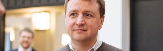 Место Катри Райк в Рийгикогу займет Эдуард Одинец