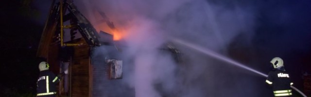 В Мууга при пожаре погиб мужчина