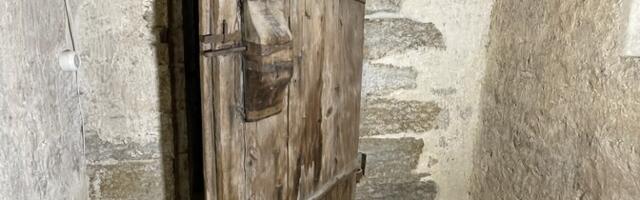 Самая старая дверь в Эстонии более 640 лет скрывалась в часовне Домского собора