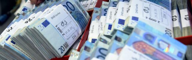 Прибыль финансовых учреждений за десять месяцев — 324,9 млн евро