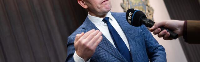 Поправка к закону даст возможность выплачивать чиновнику премию в размере 50 000 евро