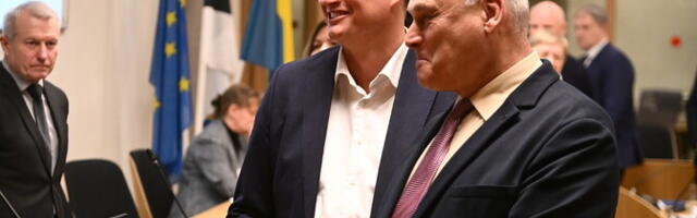 Алексей Евграфов временно приостановил полномочия в Нарвском горсобрании