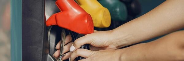 Средняя цена дизтоплива выросла на 15,8%, бензина – на 5,4%