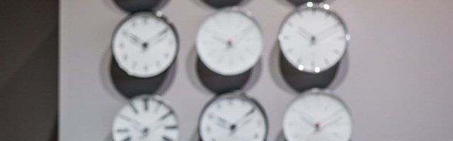 Не забыли перевести часы? Евросоюз перешел на летнее время