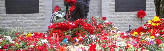 Опрос: Около половины жителей Эстонии не придают значения 9 мая