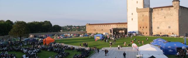 ФОТОГАЛЕРЕЯ | Жаркий уик-энд в Нарве: чем запомнился второй день Narva Bike 2025