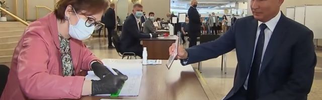 Комментарий: Новая путинская конституция ударит по женщинам