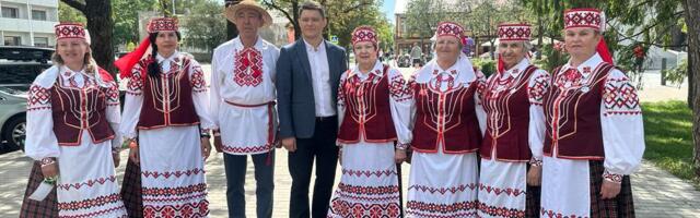 На фестивале «Мультикультурный Пярну» более половины участников были нарвитяне