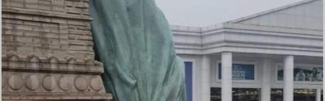 В Бразилии рухнула 35-метровая Статуя Свободы