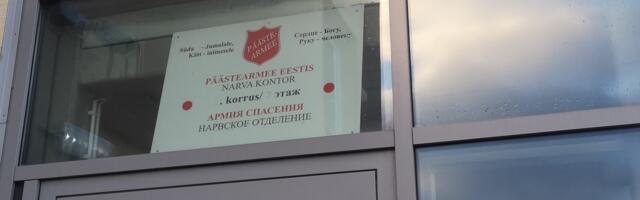 У стоящих в очереди на границе появилась еще одна возможность спрятаться от холода