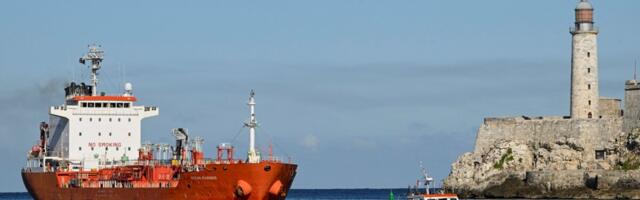 СМИ: США обсуждают возможность морской блокады Кубы