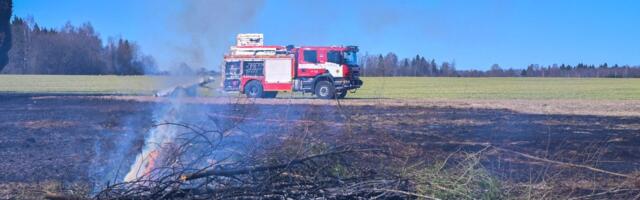 Более 20 пожаров за выходные: уничтожено одно строение, пострадавший доставлен в больницу