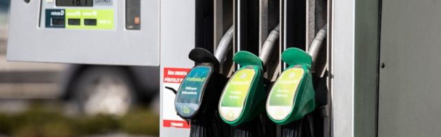 Цены на моторное топливо в странах Балтии растут