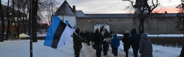 Редакция «Нарвской газеты» поздравляет читателей с Днем независимости Эстонии!