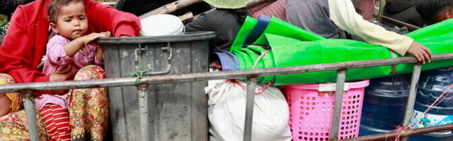 В Таиланде и Камбодже эвакуировались полмиллиона человек