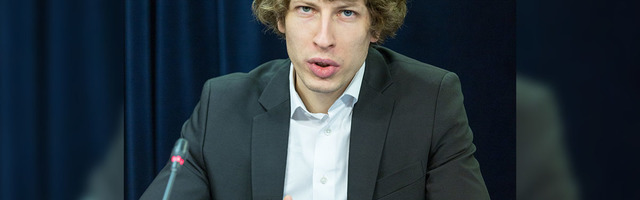 Министр социальных дел: расслабляться еще рано