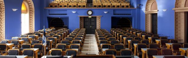 Рийгикогу лишил граждан России и Беларуси права голоса