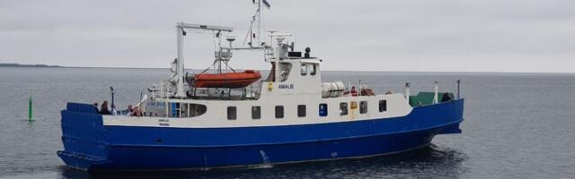 Паром Amalie начал обслуживать линию между Хийумаа и Сааремаа