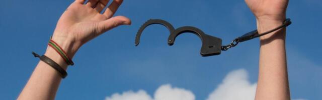 Похищенный 33 года назад китаец нашел свою семью благодаря воспоминаниям из детства