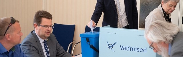 В эстонском парламенте осудили выборы российских «собратьев»