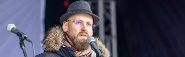 РЕЧЬ НА МИТИНГЕ ⟩ Варро Вооглайд: Проблема в том, что нами управляет шайка грабителей!