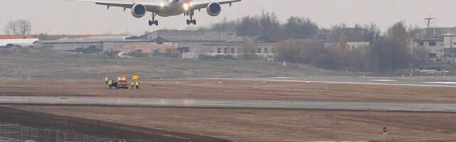 В Вильнюсском аэропорту самолёт выкатился за пределы ВПП, пассажиры не пострадали