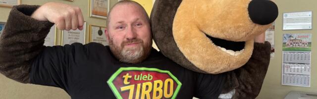 Урбо Ваарманн поборется с Михаилом Стальнухиным за пост председателя горсобрания Нарвы