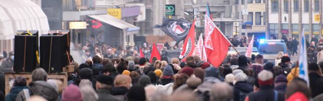 В Германии тысячи людей протестовали против неоправданных ограничений