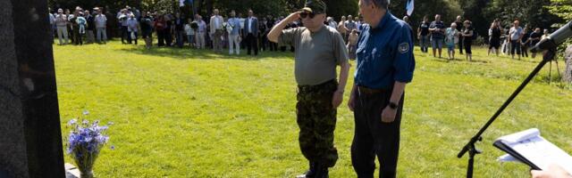 ФОТО | В Ида-Вирумаа почтили память солдат, погибших в боях за Синимяэские высоты